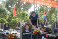 Memorial and burial service held for Vietnamese volunteer soldiers in Cambodia